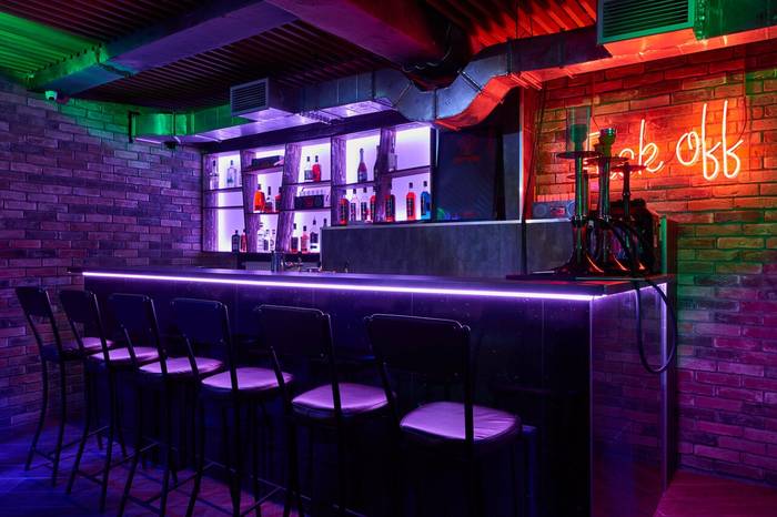 Luna bar