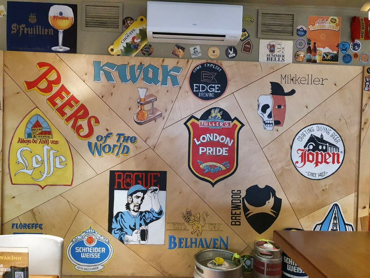 Ресторан KwakInn Draught & Bottle 