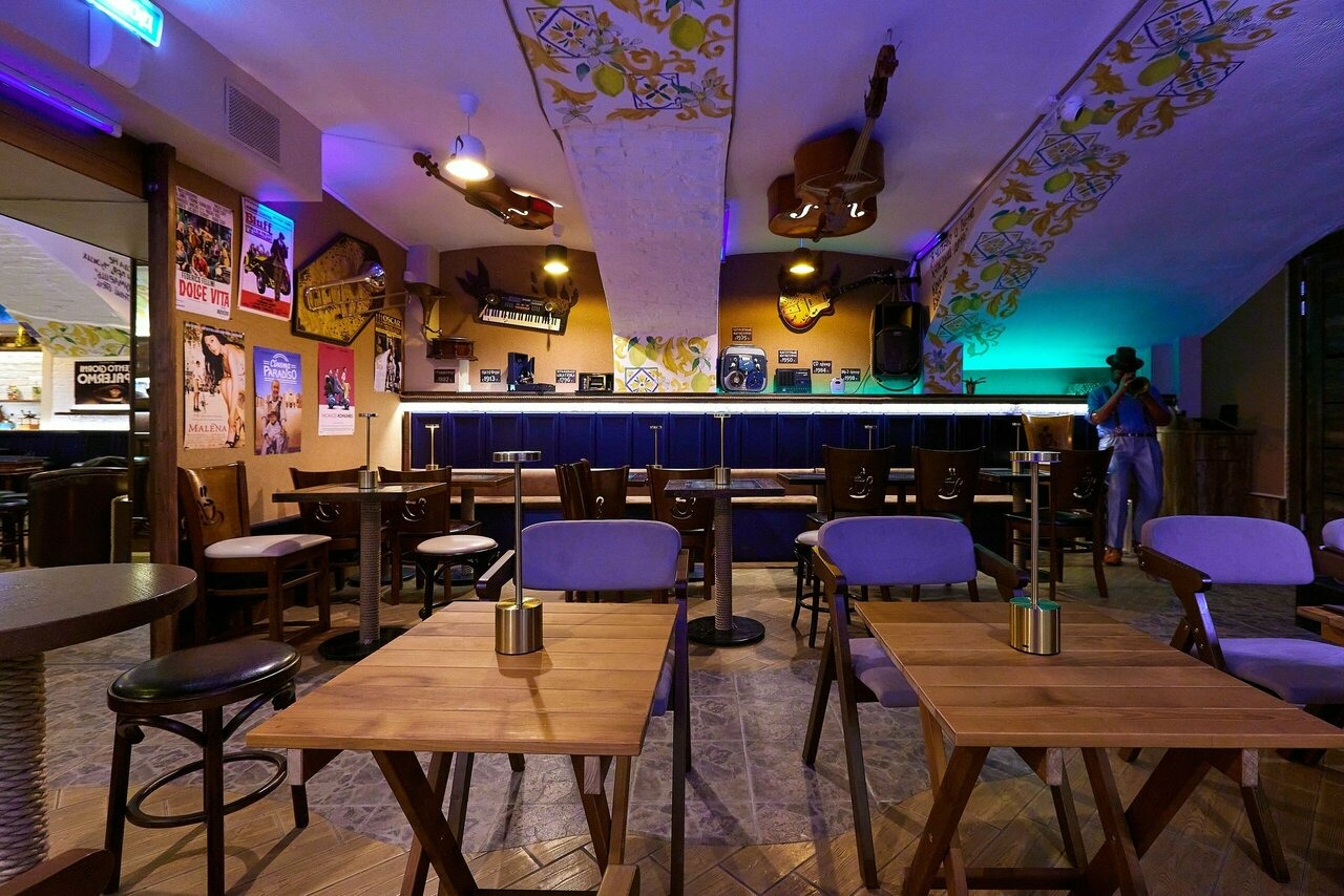 Музыка, Кофе и Вина