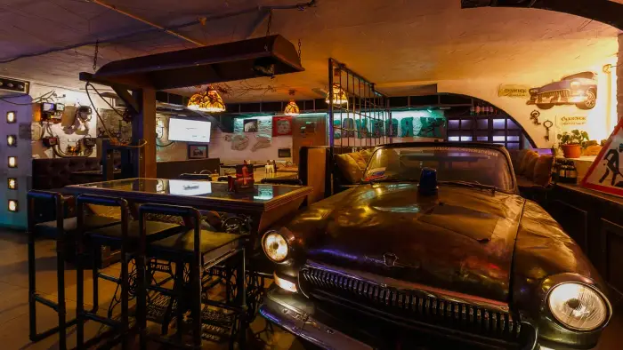 Ресторан Саквояж Беременной Шпионки