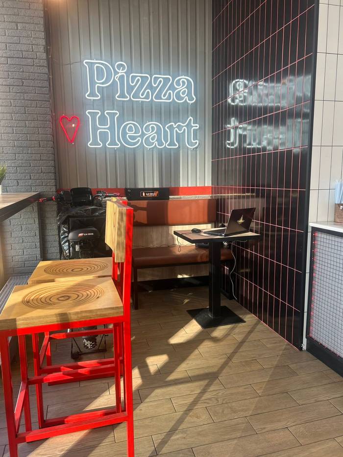 Стритфуд Pizza Heart 