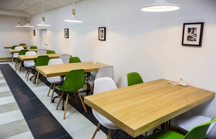 Simple food cafe