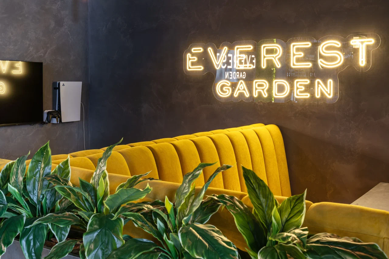 EVEREST Garden