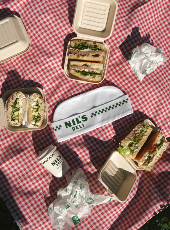 Стритфуд Nil’s Deli